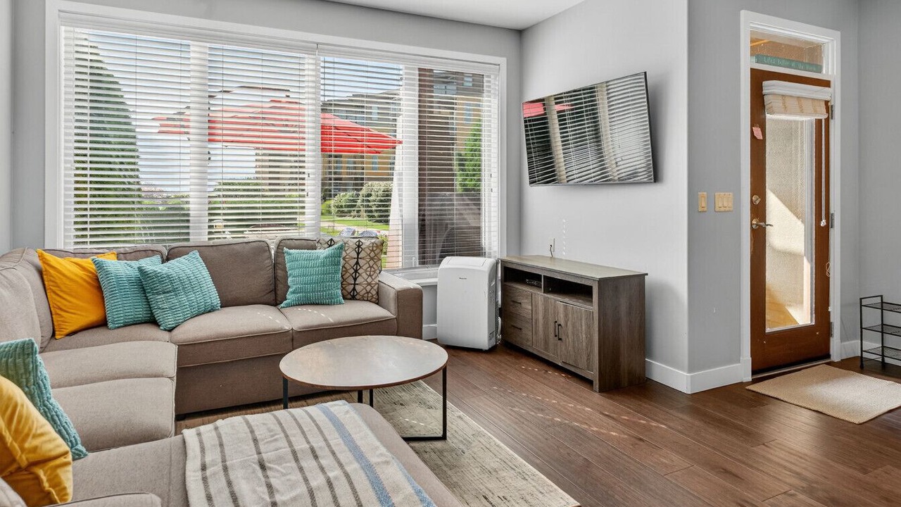 Photo of Livingroom in Westbank
