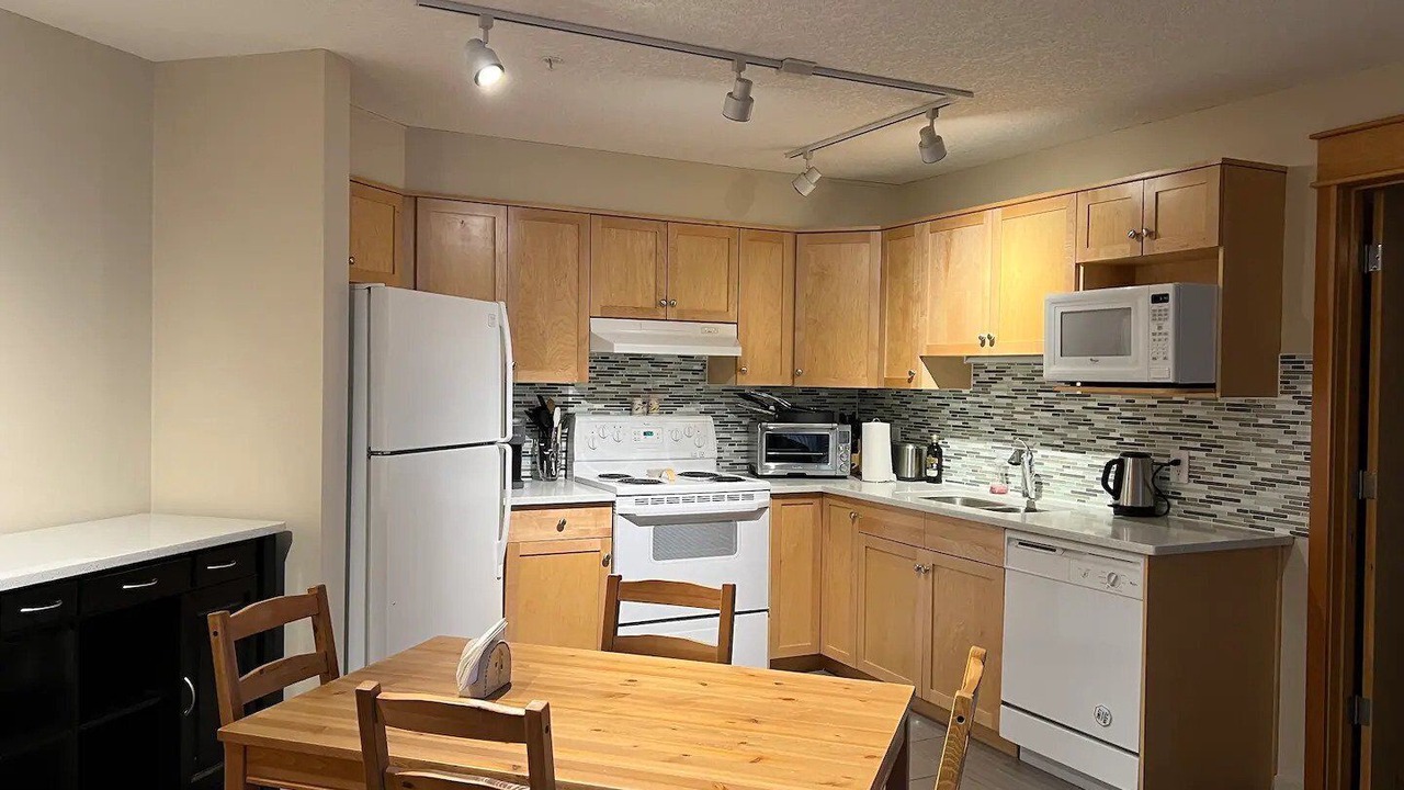 Photo of Kitchen in Cougar Creek