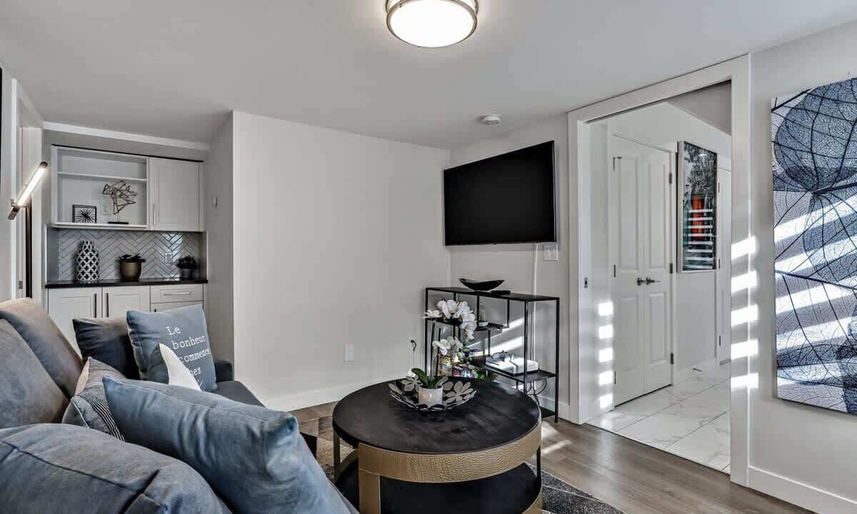 Photo of Livingroom in Teepee Town