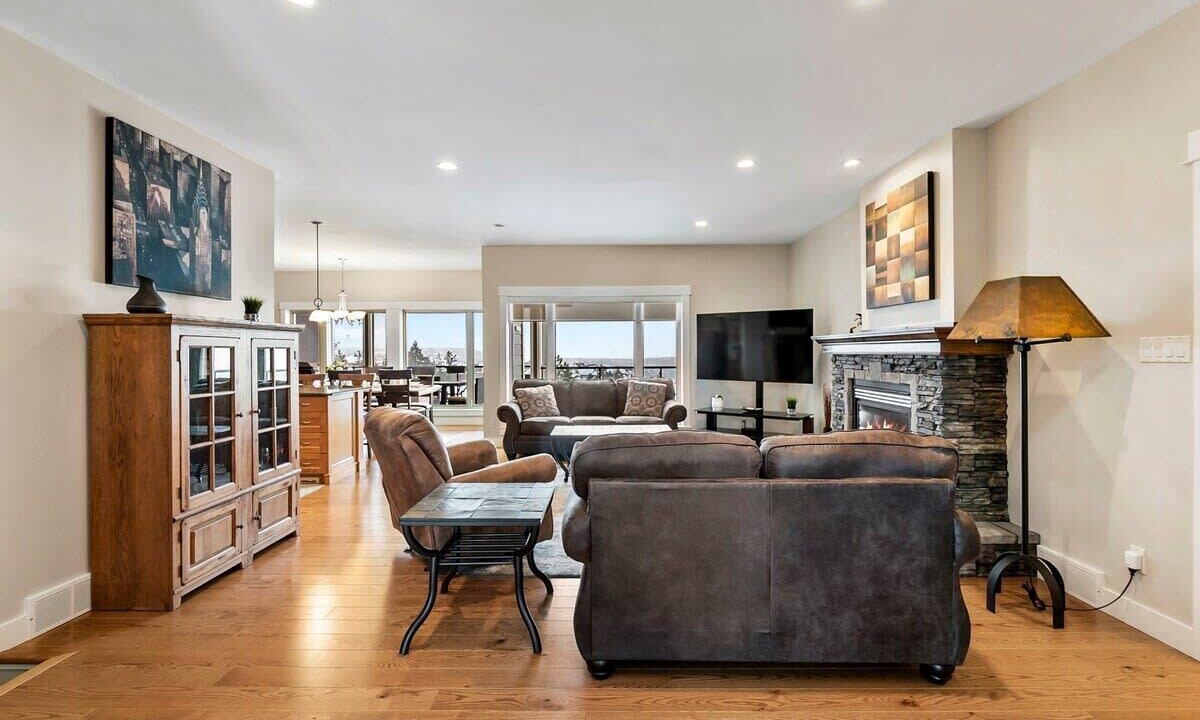 Photo of Livingroom in Central Okanagan