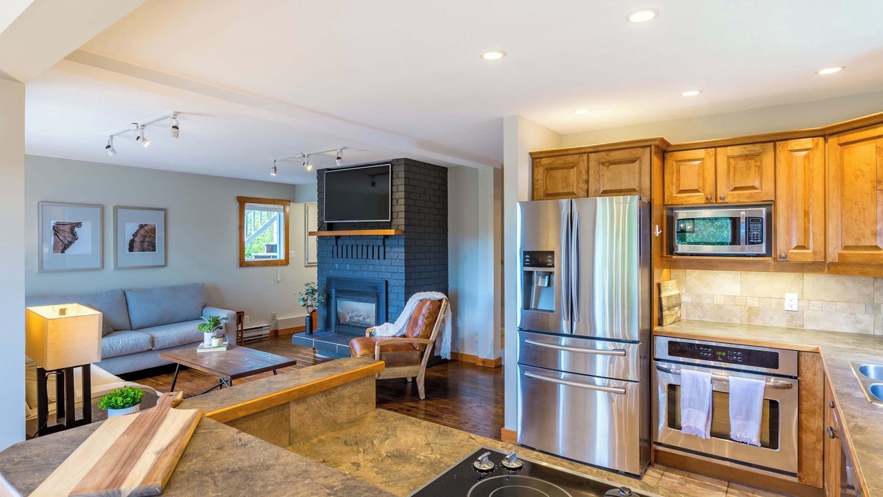 Photo of Bedroom in Silver Star Mountain