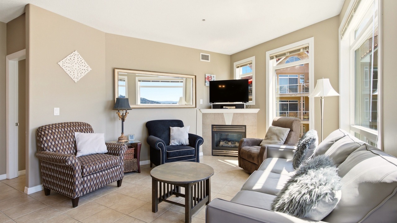 Photo of Livingroom in North End