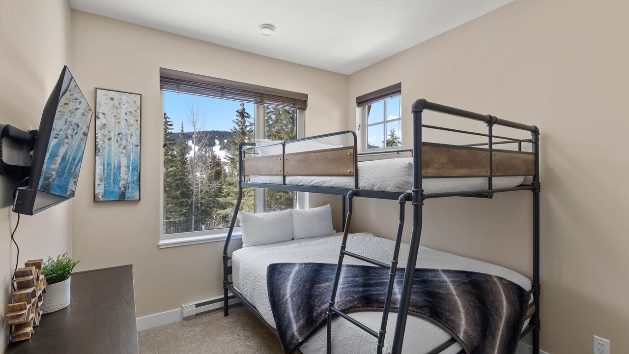 Photo of Bedroom in Sun Peaks