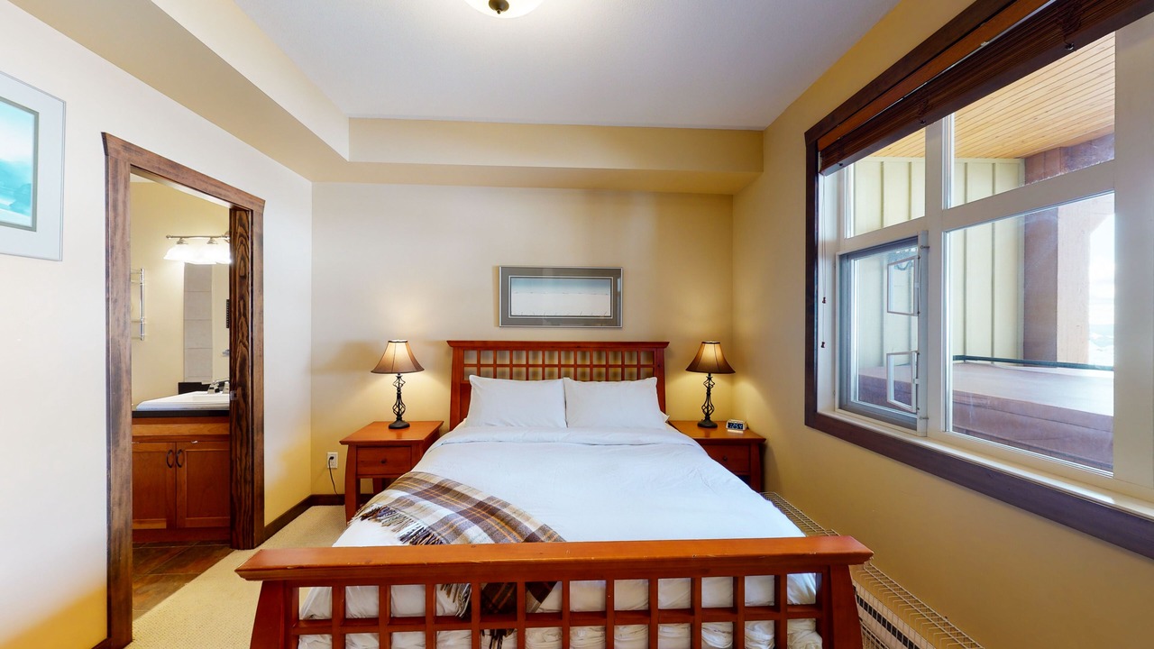 Photo of Bedroom in Big White Ski Resort