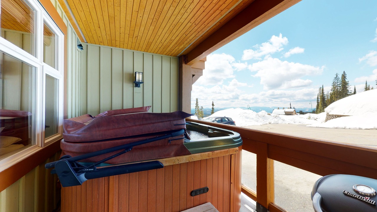 Photo of Bedroom in Big White Ski Resort