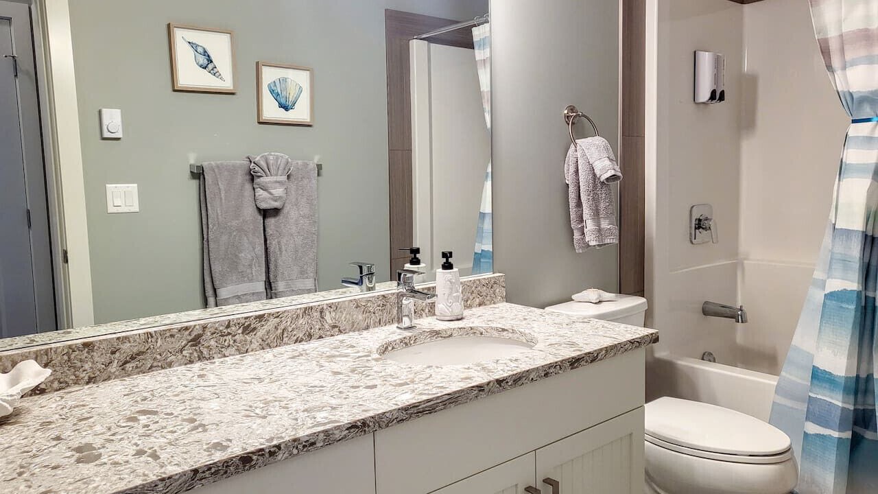 Photo of Bathroom in Osoyoos