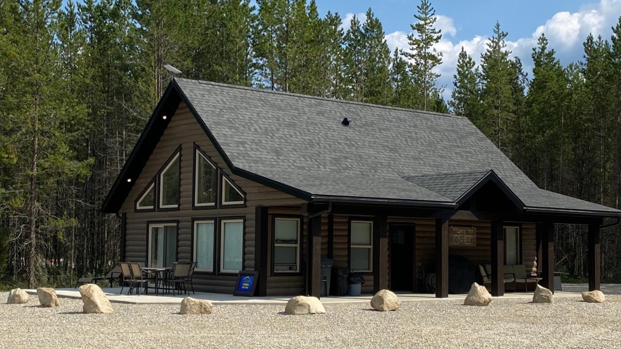 Photo of Others in Valemount