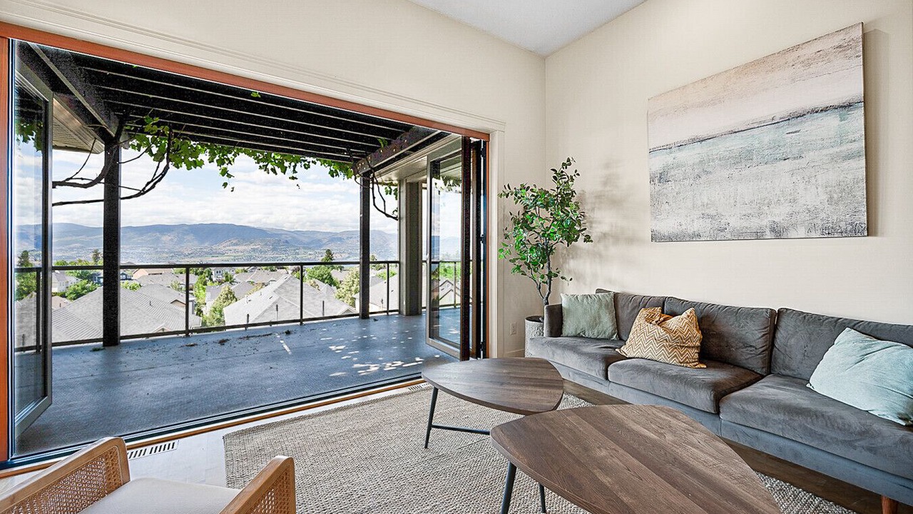 Photo of Livingroom in Southwest Mission