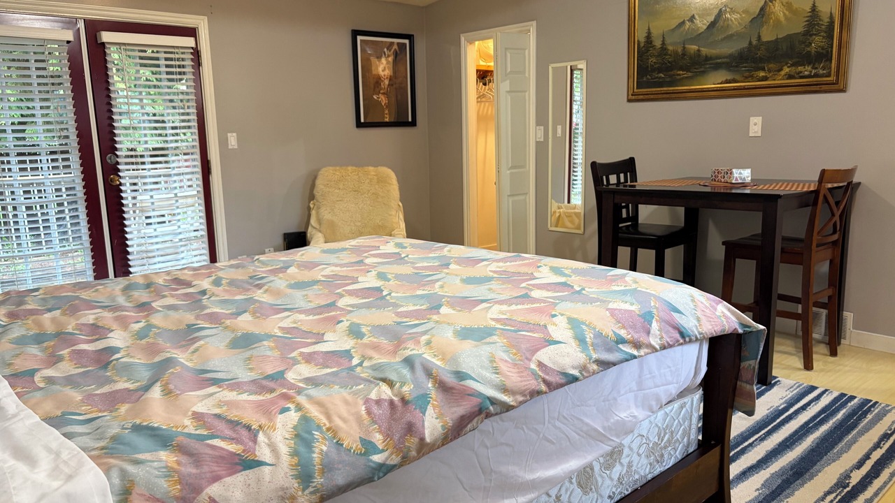 Photo of Bedroom in Port Coquitlam