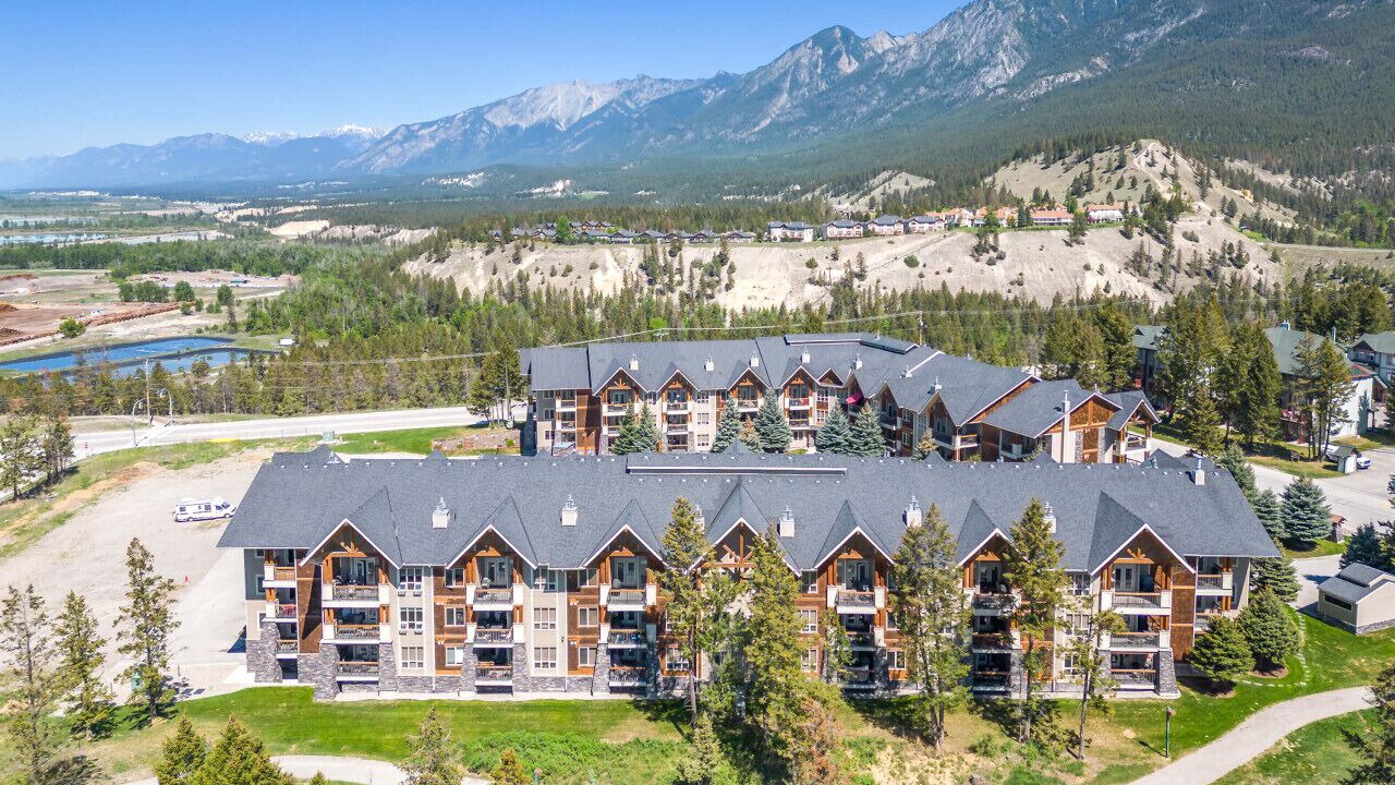 Photo of Outdoor in Radium Hot Springs