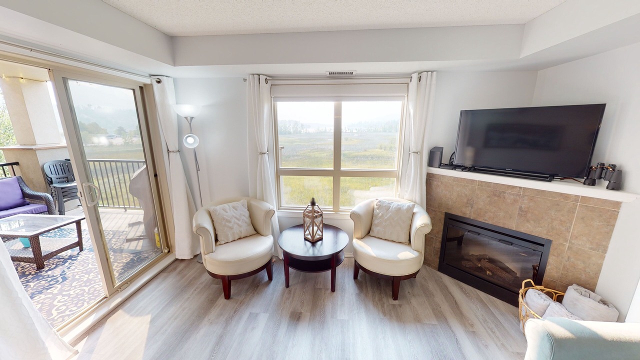 Photo of Livingroom in Invermere