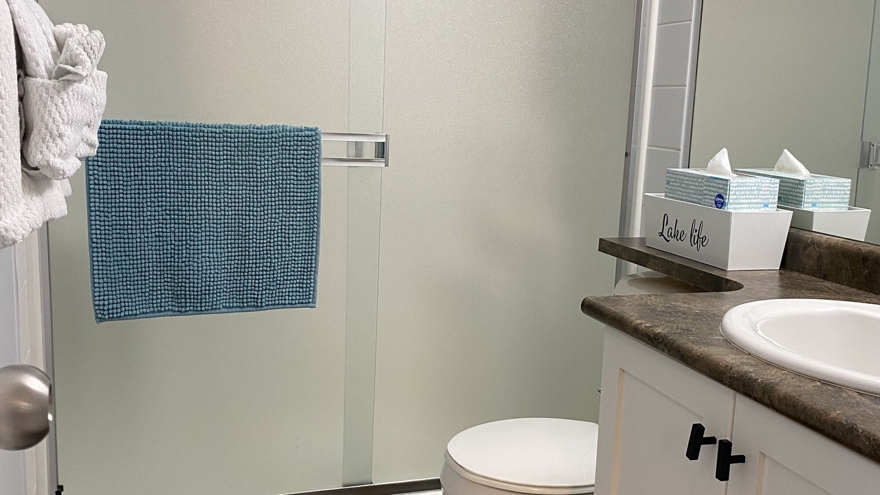 Photo of Bathroom in Invermere