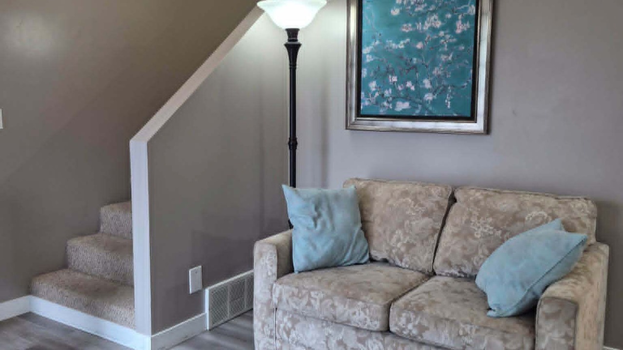 Photo of Livingroom in Sylvan Lake