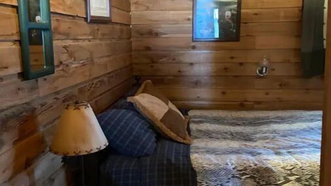 Photo of Bedroom in Beaverdell