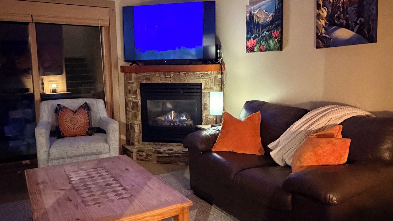 Photo of Livingroom in Rossland