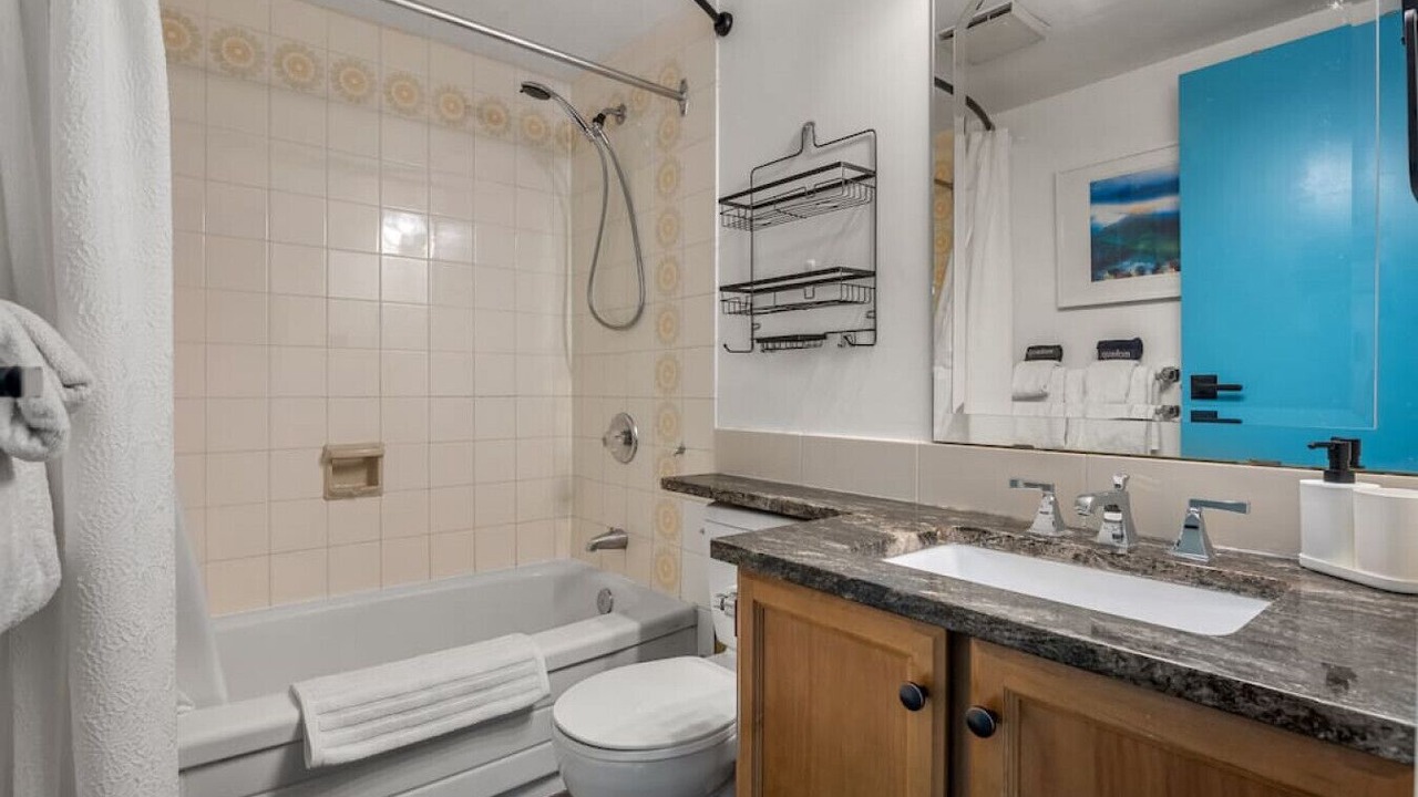 Photo of Bathroom in Panorama