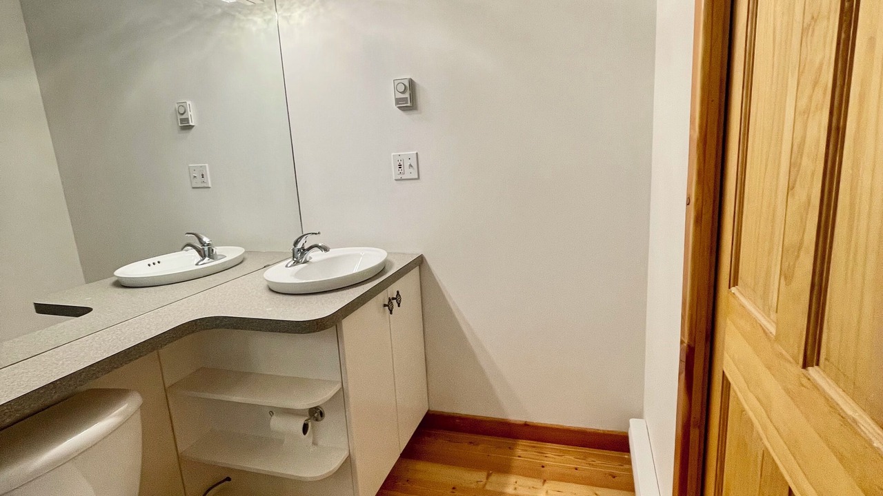 Photo of Bathroom in Riondel