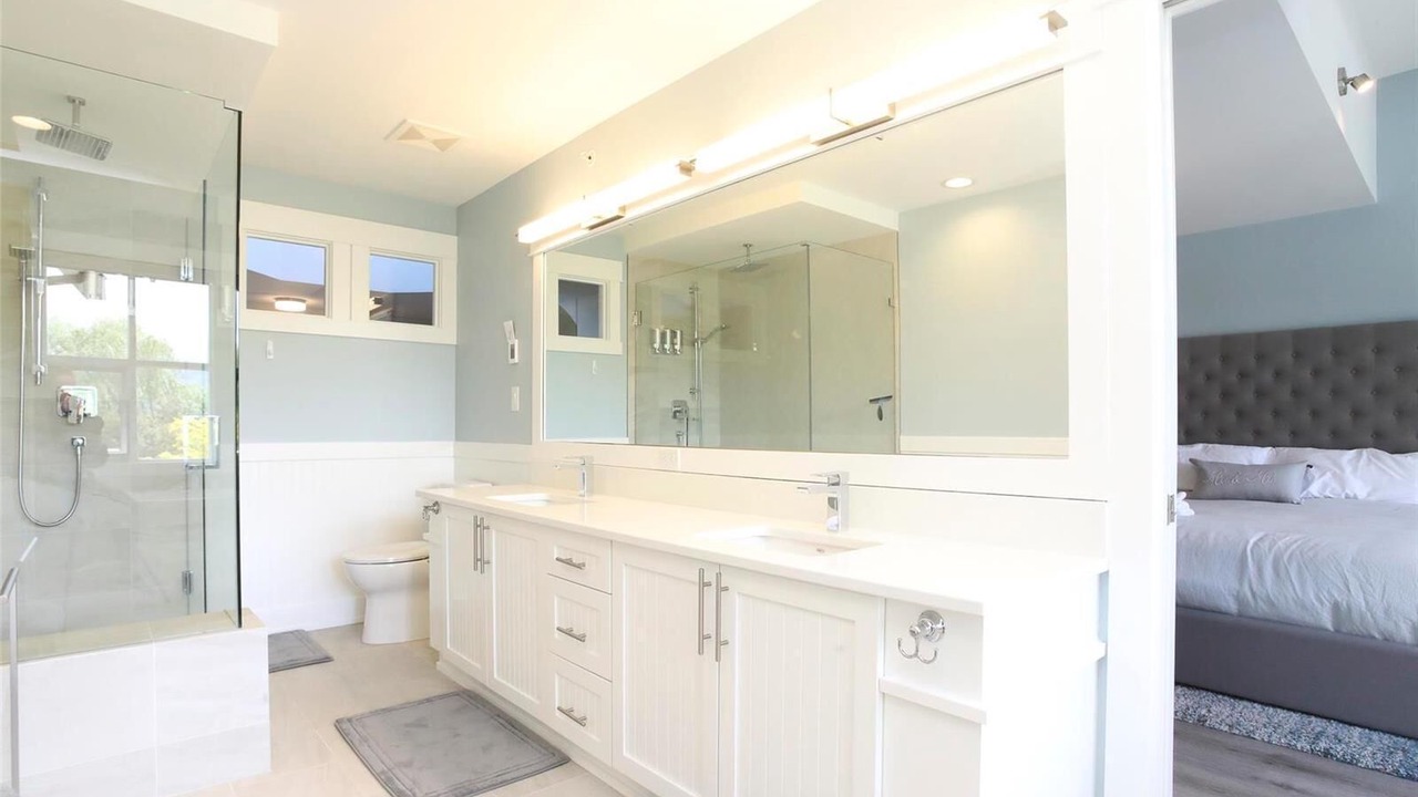Photo of Bathroom in South Pandosy
