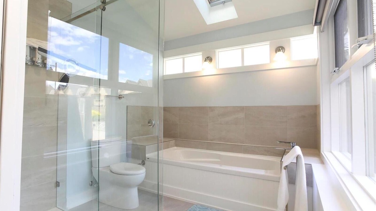 Photo of Bathroom in South Pandosy