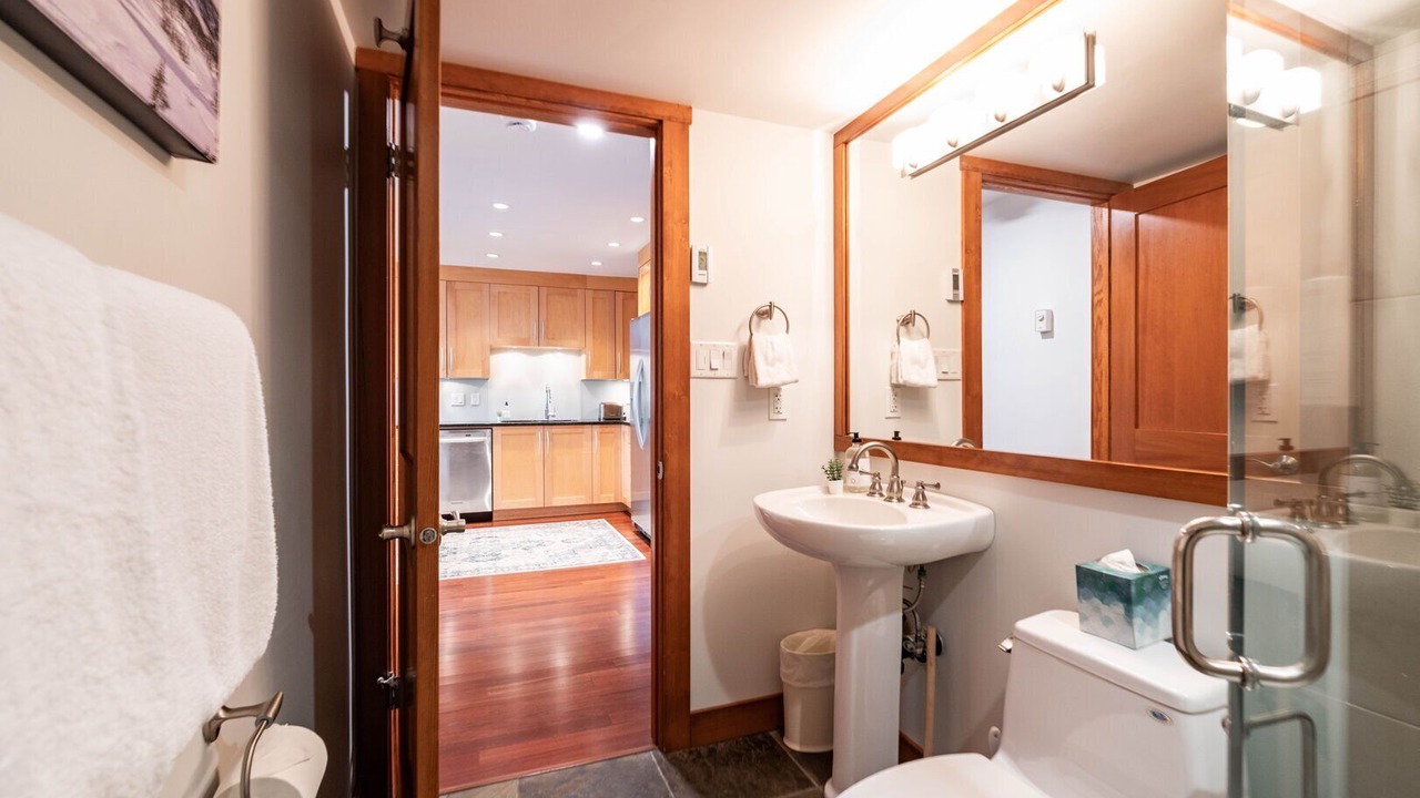 Photo of Bathroom in Blueberry Hill