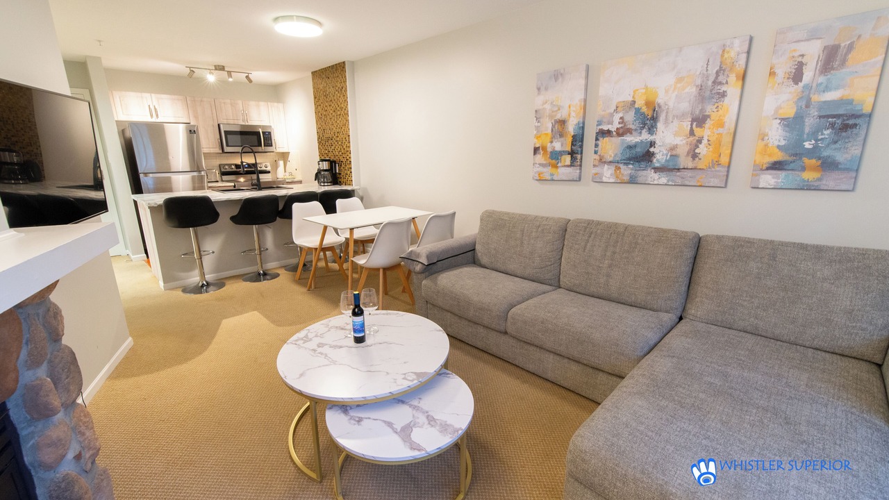Photo of Livingroom in Whistler Village