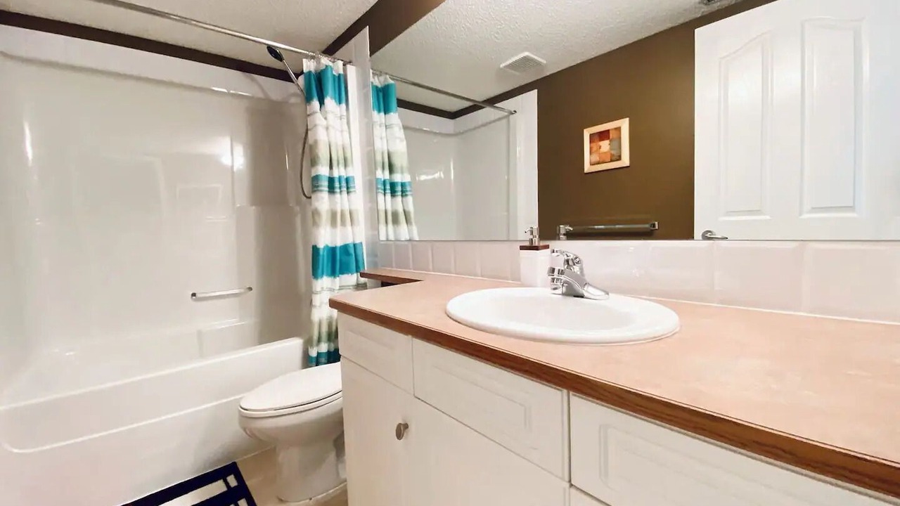 Photo of Bathroom in Springbank Hill