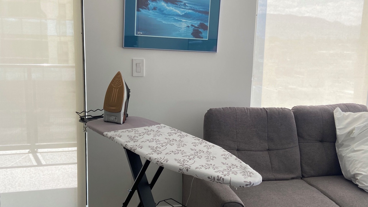 Photo of Livingroom in Downtown Kelowna