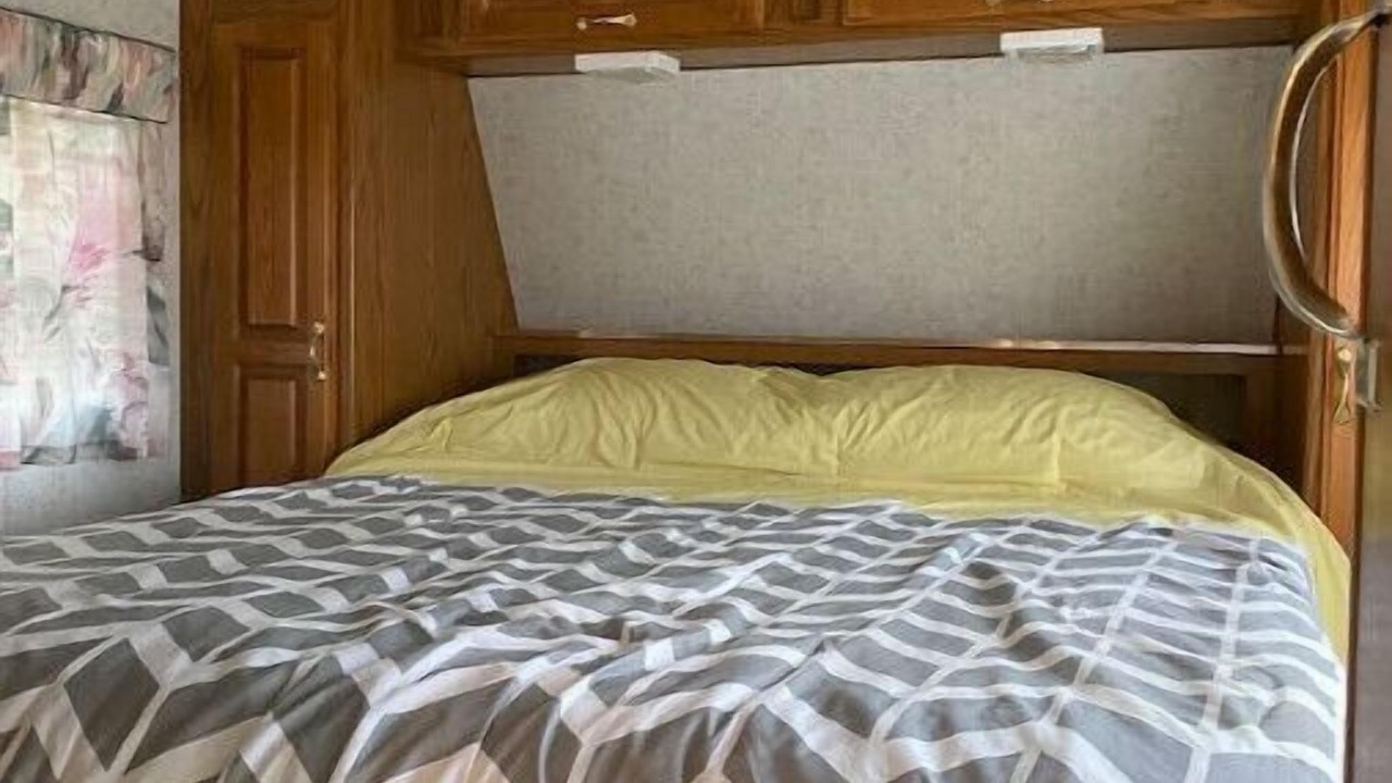 Photo of Bedroom in Division No. 3