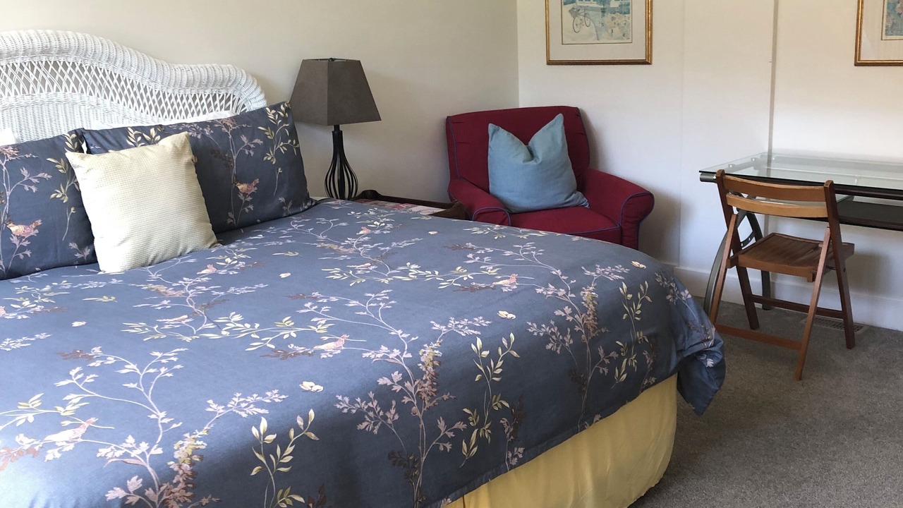 Photo of Bedroom in Campbell River