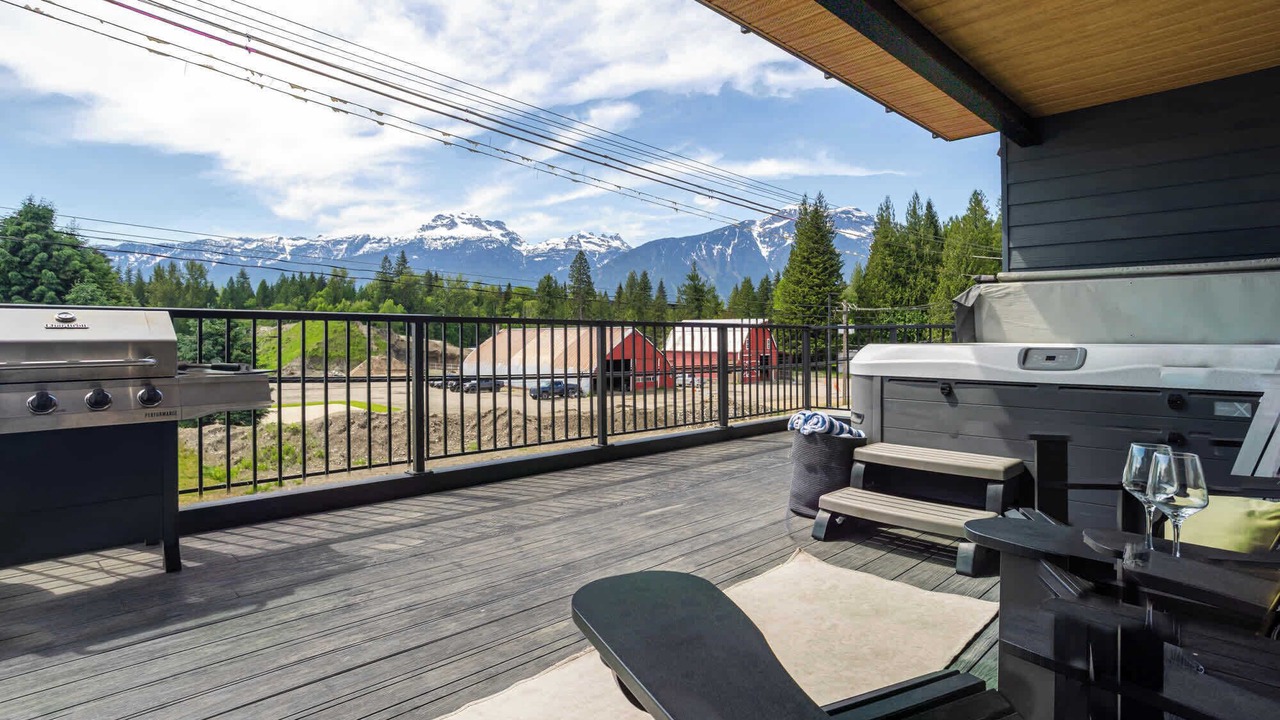Photo of Patio Balcony in Revelstoke