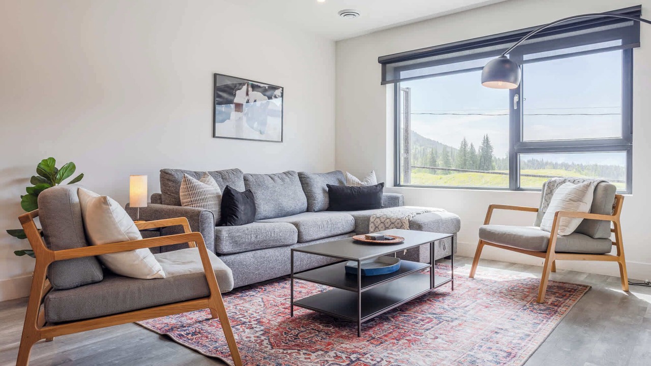 Photo of Livingroom in Revelstoke