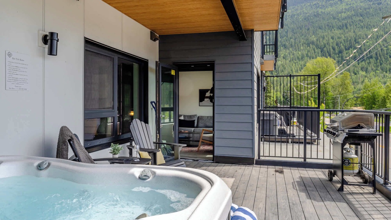 Photo of Patio Balcony in Revelstoke