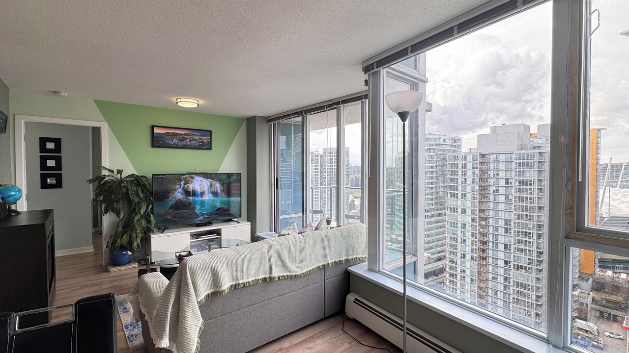 Photo of Livingroom in Crosstown
