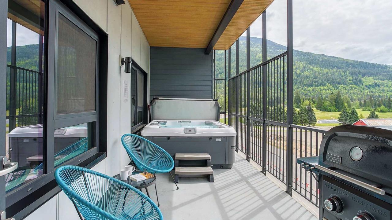 Photo of Patio Balcony in Revelstoke