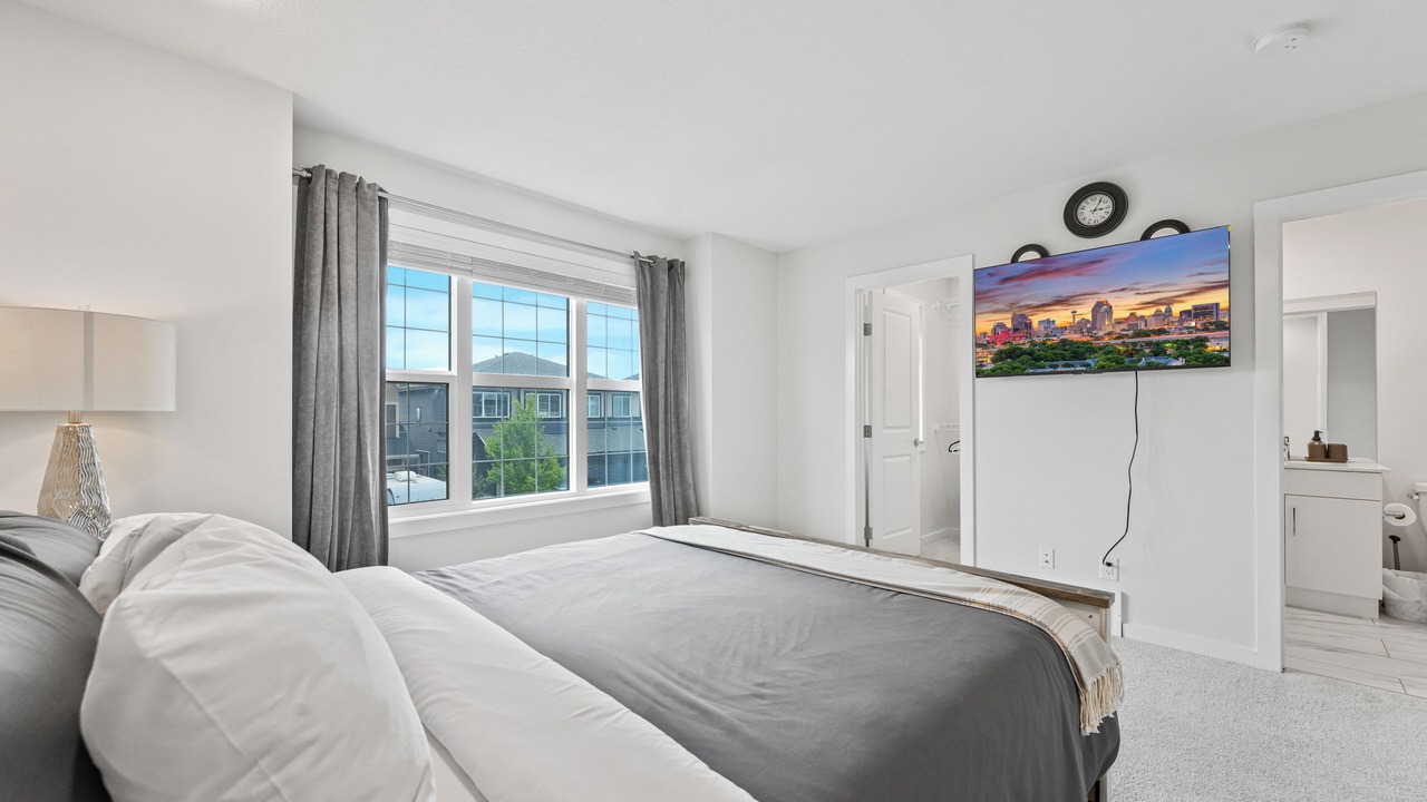 Photo of Bedroom in West Edmonton