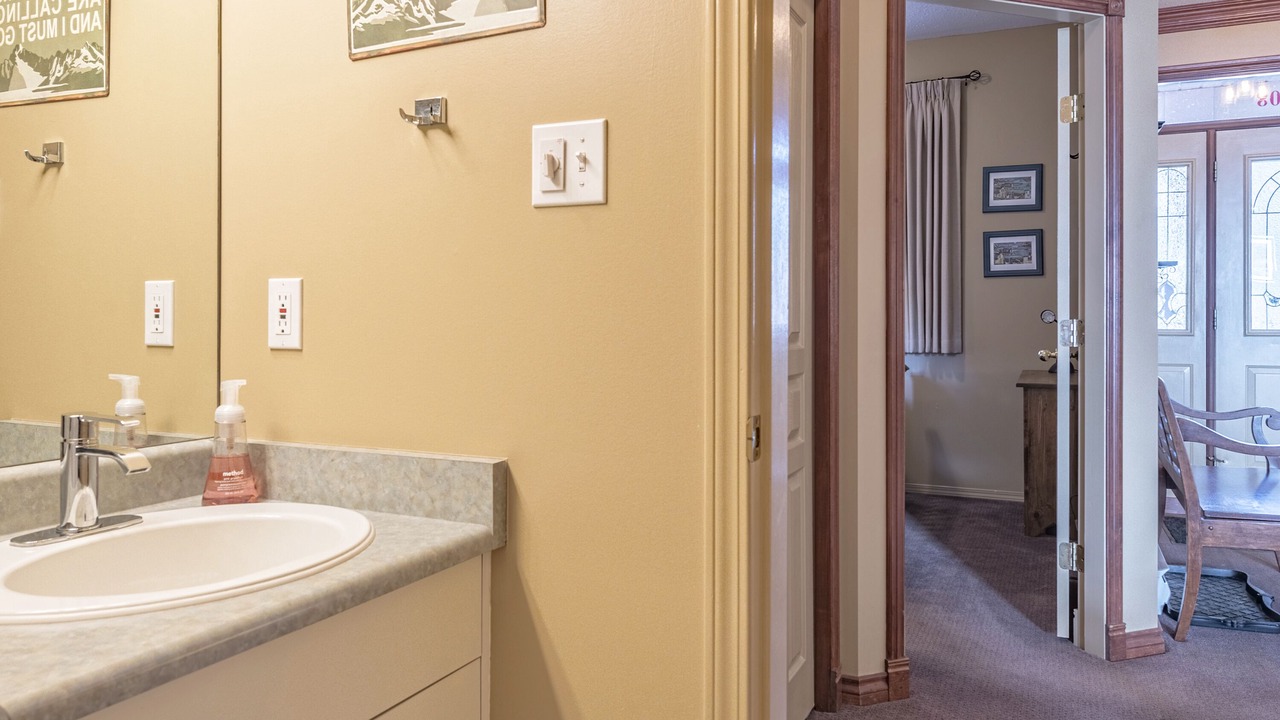 Photo of Bathroom in Silver Star Mountain
