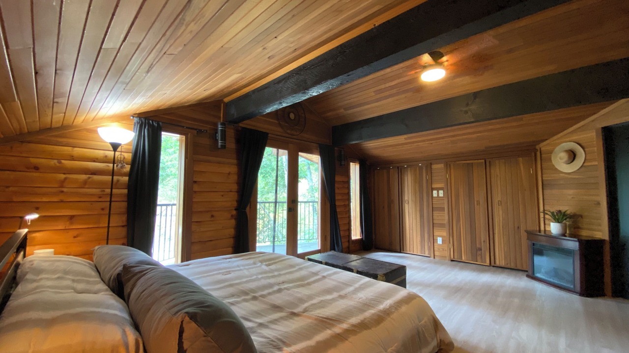 Photo of Bedroom in Vernon
