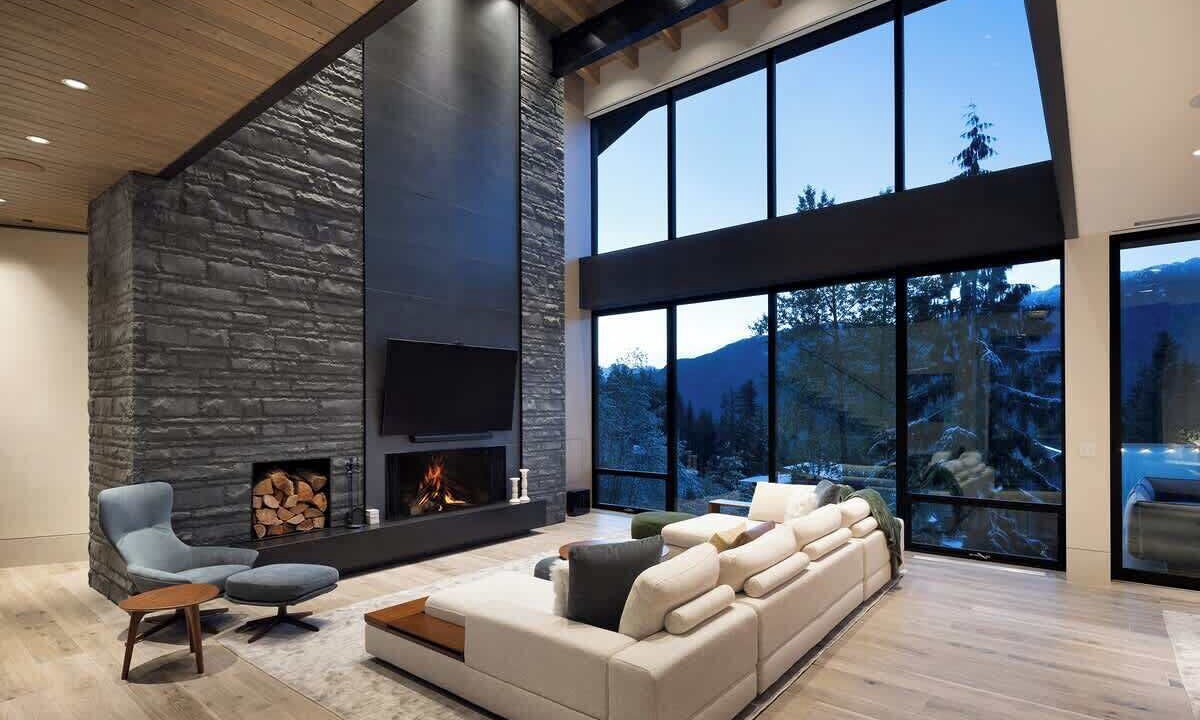 Photo of Livingroom in Whistler Creekside