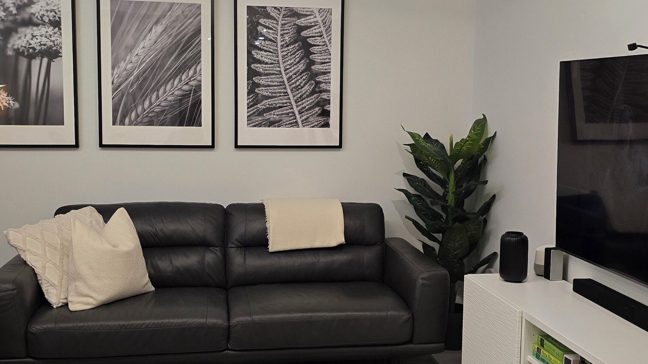 Photo of Livingroom in Southeast Calgary