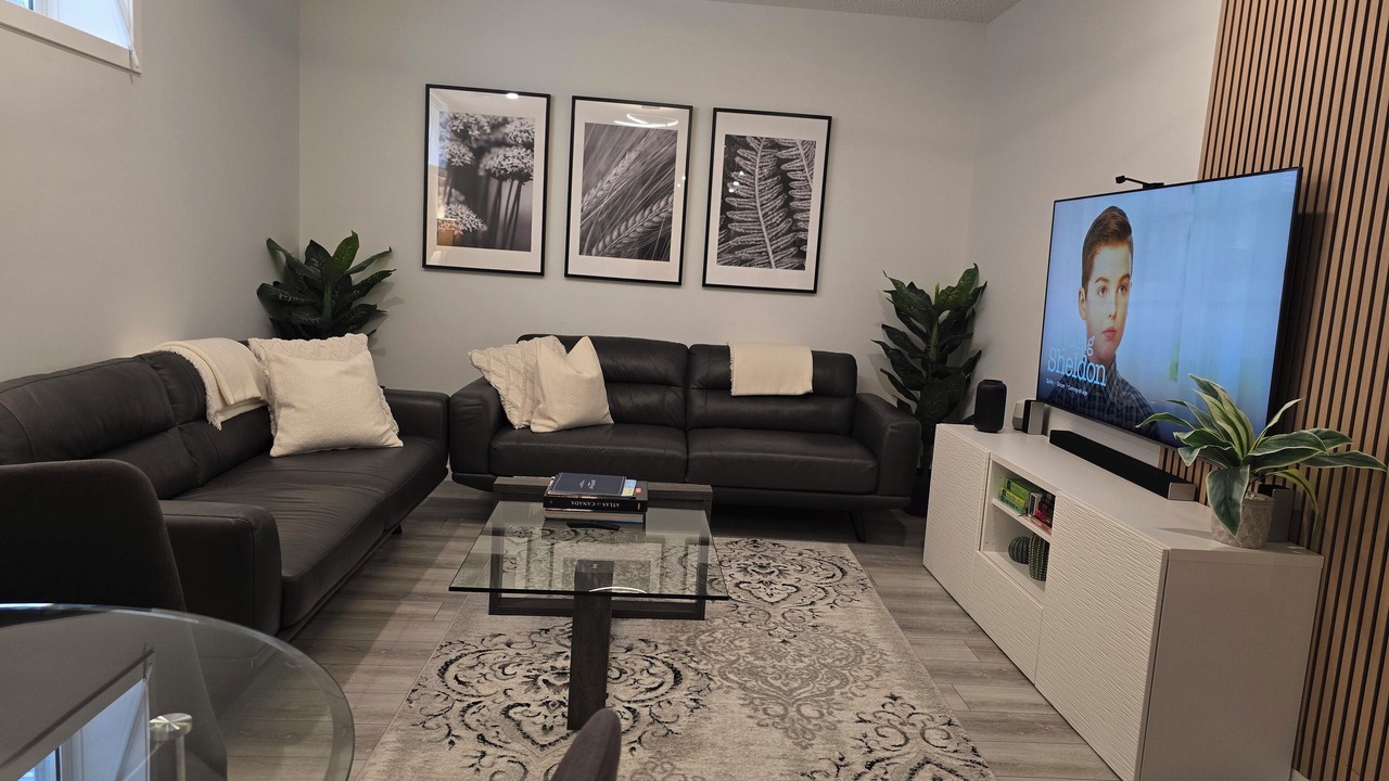 Photo of Livingroom in Southeast Calgary