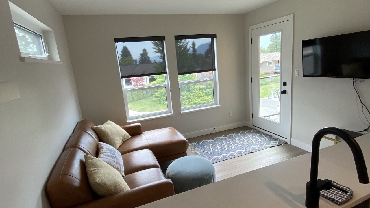 Photo of Livingroom in Okanagan-Similkameen