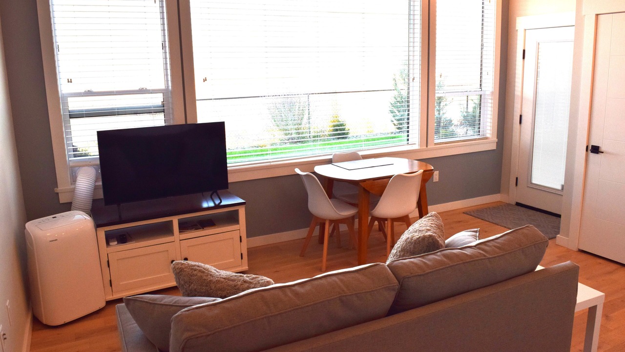 Photo of Livingroom in Foothills