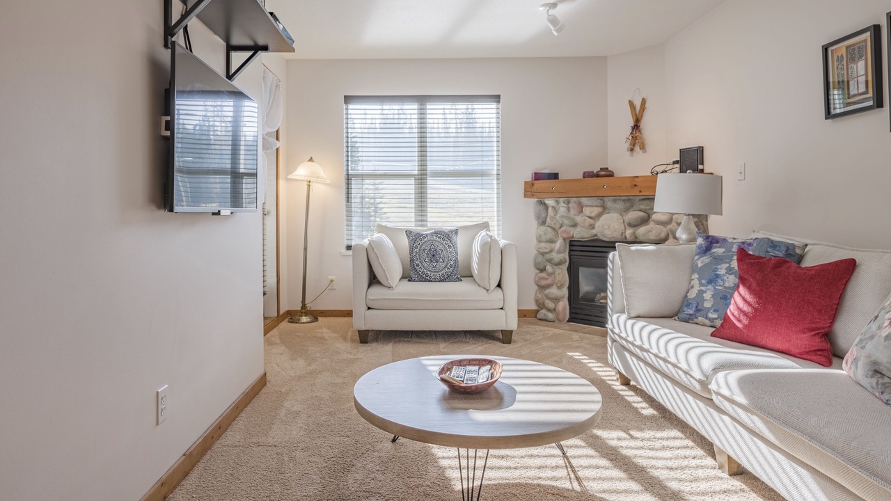 Photo of Bedroom in Silver Star Mountain