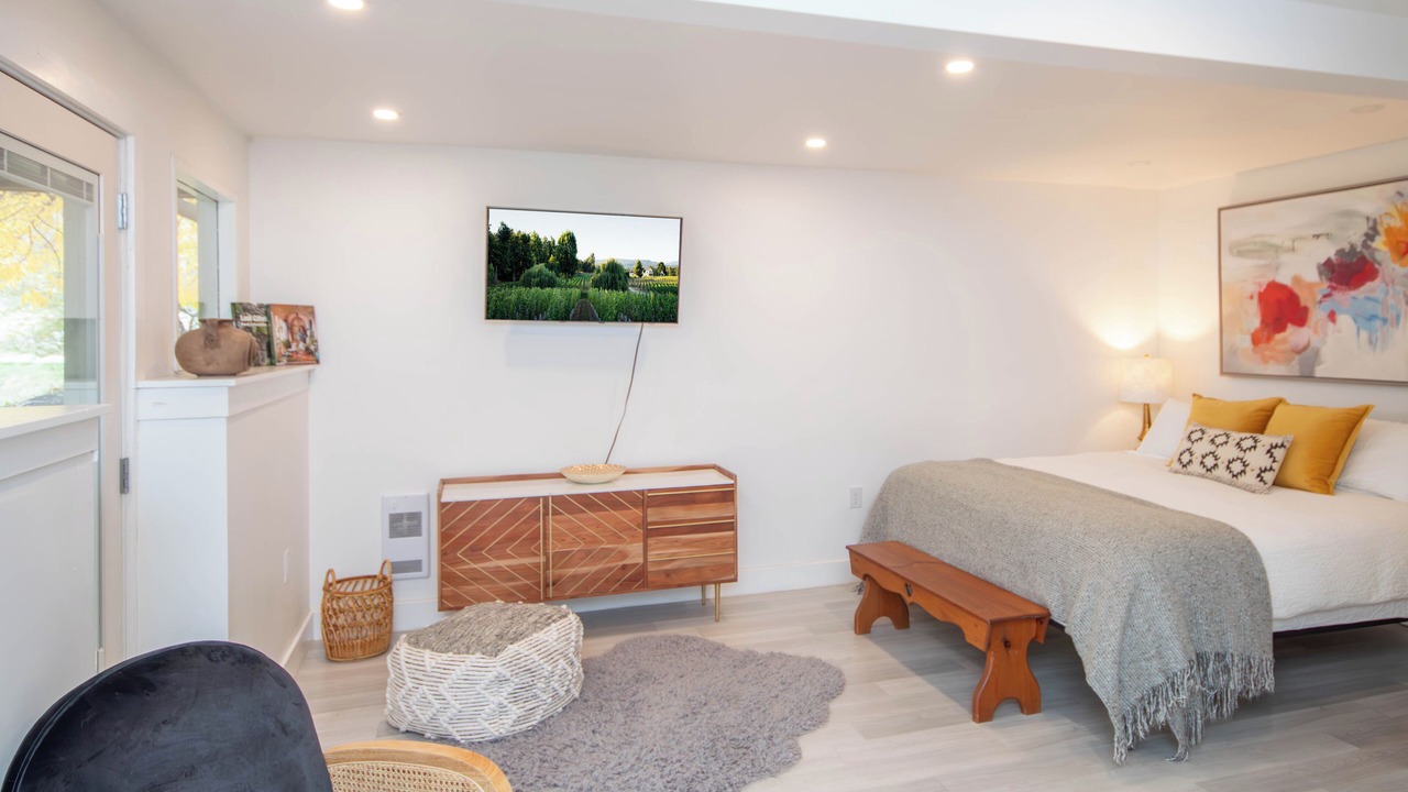 Photo of Bedroom in Okanagan-Similkameen