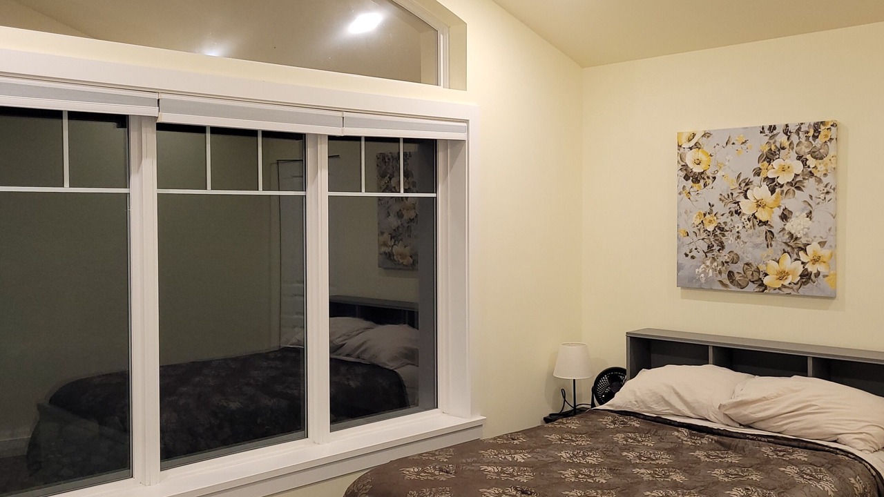 Photo of Bedroom in Halfmoon Bay