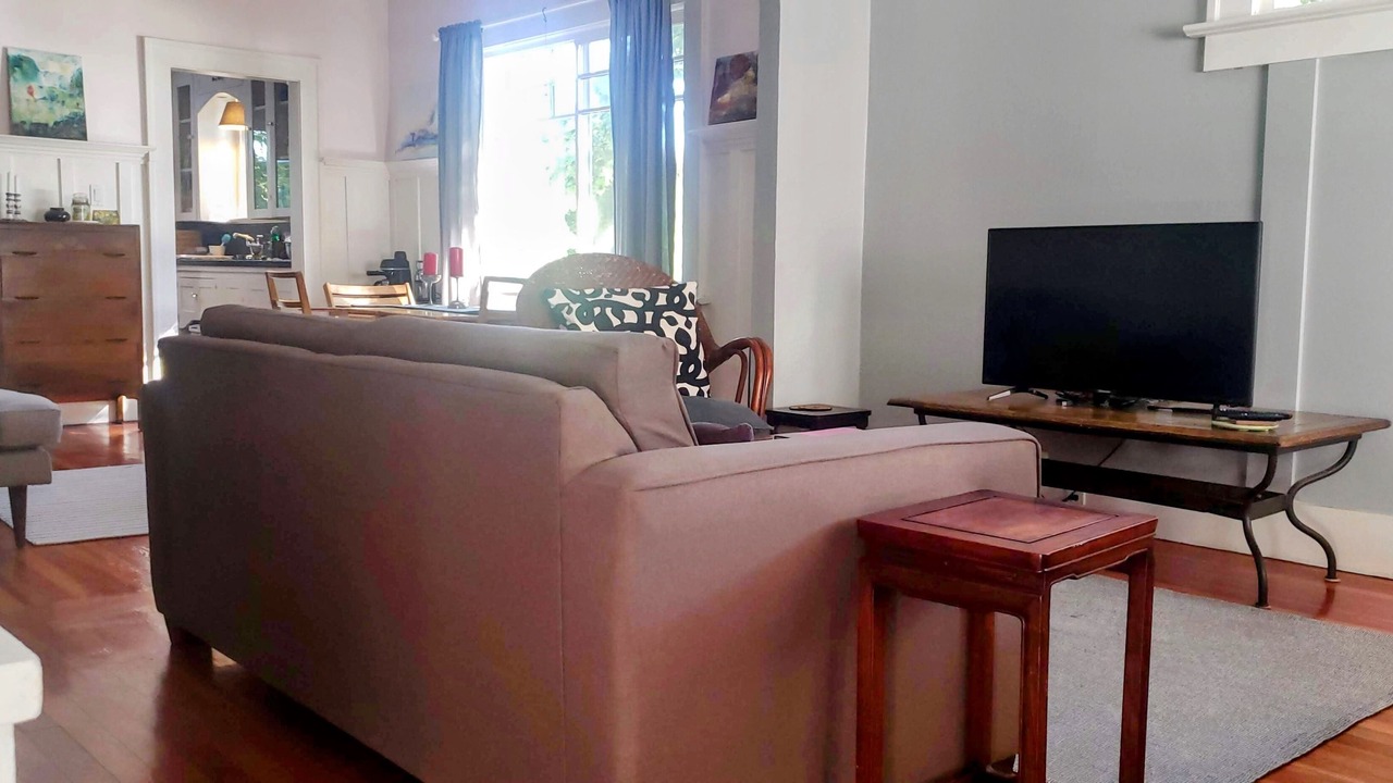 Photo of Livingroom in Hastings