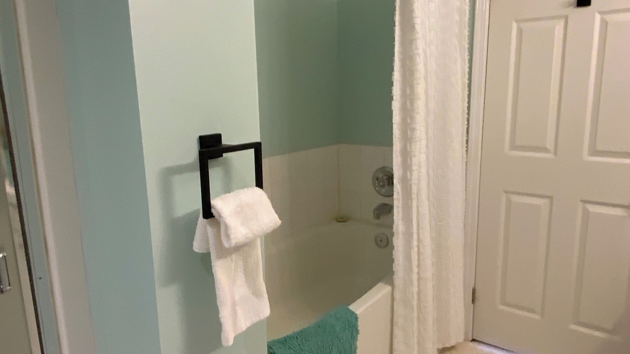 Photo of Bathroom in Lone Butte