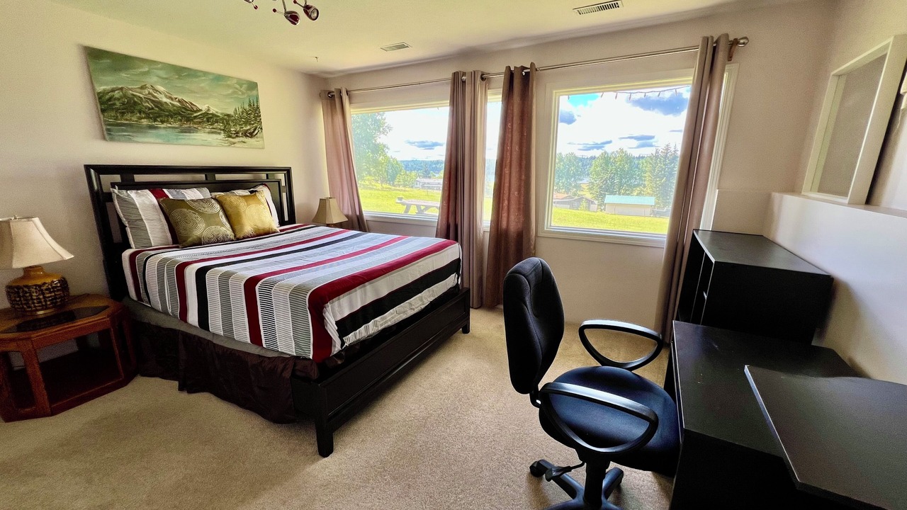 Photo of Bedroom in Lone Butte