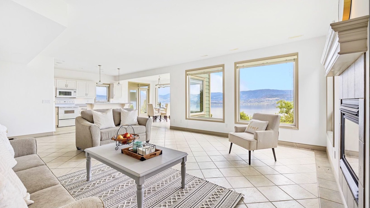 Photo of Livingroom in Southwest Mission