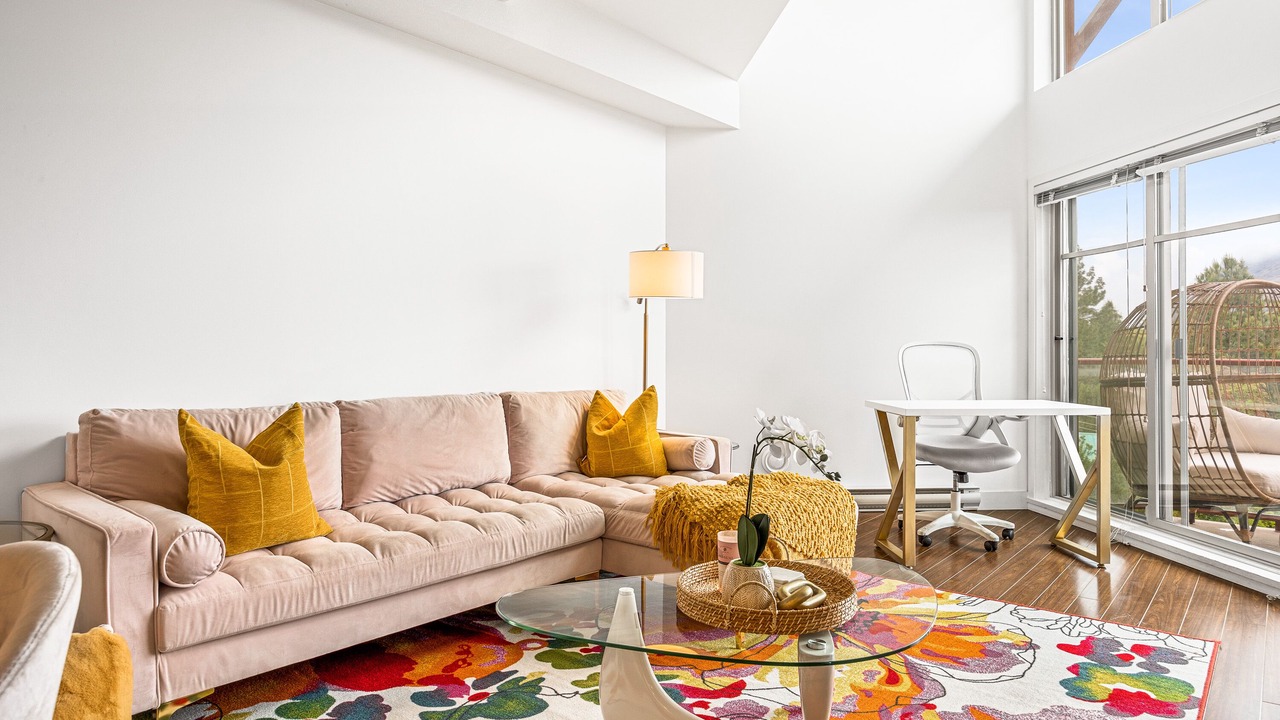Photo of Livingroom in Westbank